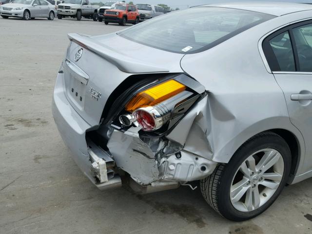 1N4BL2APXBC151684 - 2011 NISSAN ALTIMA SR SILVER photo 9