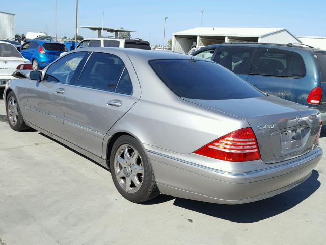 WDBNG83J43A359529 - 2003 MERCEDES-BENZ S 430 4MAT SILVER photo 3