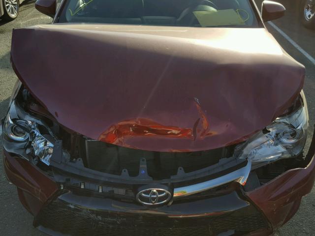 4T1BF1FK0GU522731 - 2016 TOYOTA CAMRY LE 红色 照片 7