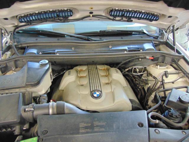 5UXFB53535LV17032 - 2005 BMW X5 4.4I WHITE photo 10