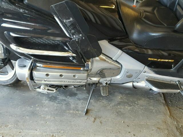 1HFSC47011A006615 - 2001 HONDA GL1800 BLACK photo 7