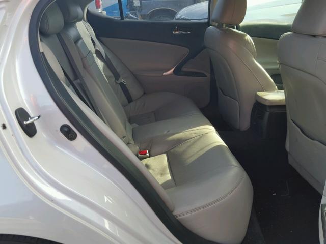 JTHBK262165018668 - 2006 LEXUS IS 250 WHITE photo 6