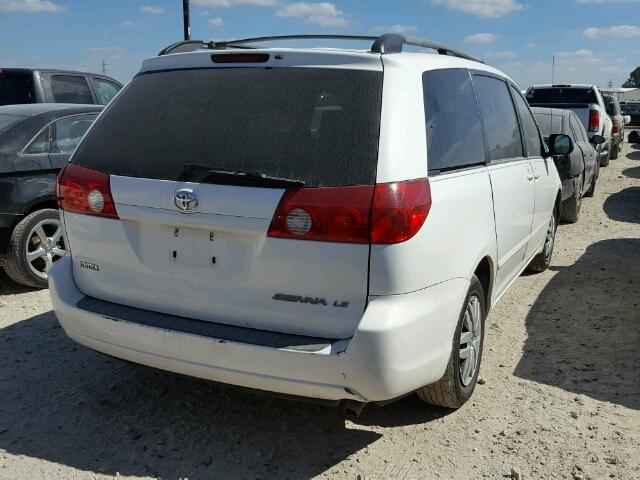 5TDZA23CX6S472301 - 2006 TOYOTA SIENNA CE WHITE photo 4