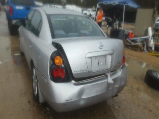 1N4AL11D02C151138 - 2002 NISSAN ALTIMA BAS SILVER photo 3