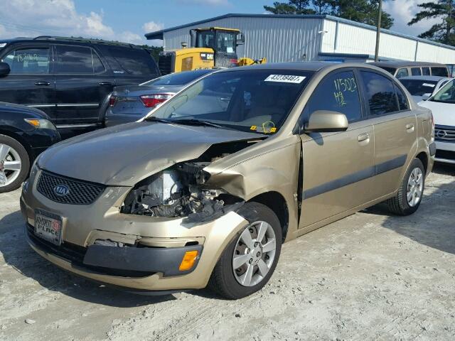 KNADE123876248713 - 2007 KIA RIO GOLD photo 2