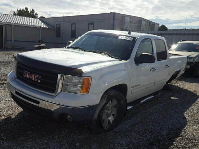 3GTEC13J77G541933 - 2007 GMC NEW SIERRA WHITE photo 2