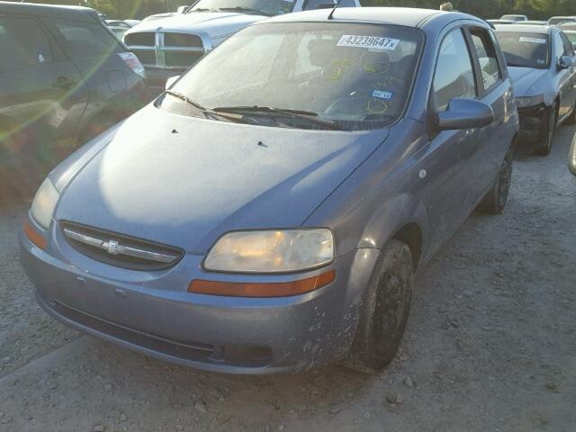 KL1TD66637B781599 - 2007 CHEVROLET AVEO BASE BLUE photo 2