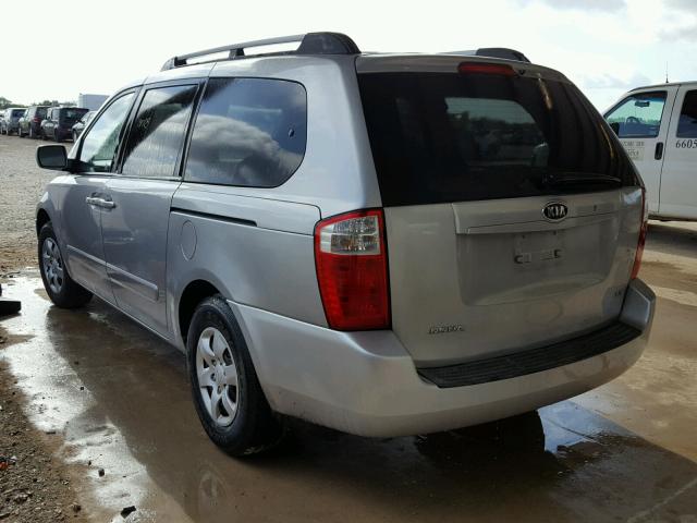 KNDMB233086229509 - 2008 KIA SEDONA EX SILVER photo 3