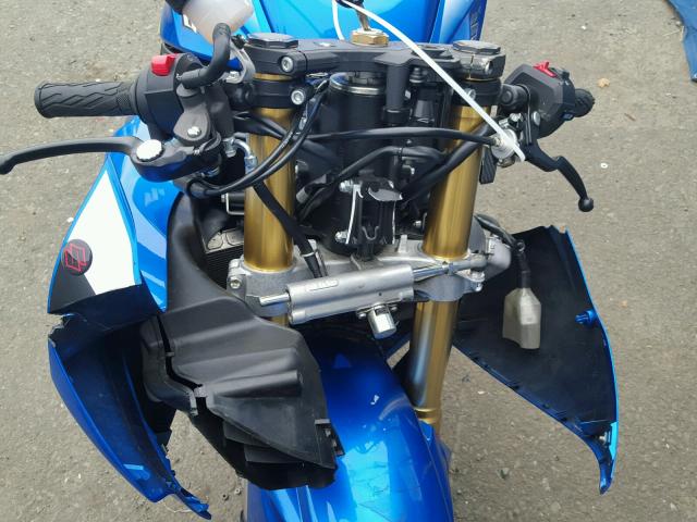 JS1GR7MA7F2100765 - 2015 SUZUKI GSX-R750 BLUE photo 9