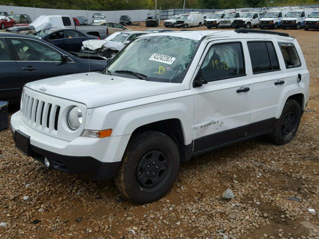 1C4NJPBA3HD166910 - 2017 JEEP PATRIOT SP WHITE photo 2