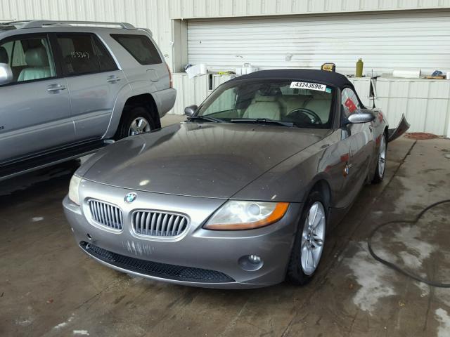 4USBT53454LU06155 - 2004 BMW Z4 3.0 SILVER photo 2