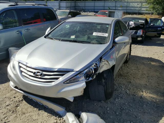 5NPEB4AC5DH621629 - 2013 HYUNDAI SONATA GLS GRAY photo 2