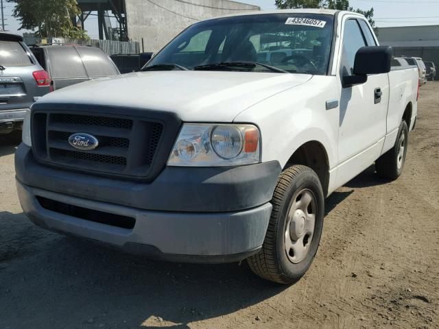 1FTRF12216NA57197 - 2006 FORD F150 WHITE photo 2