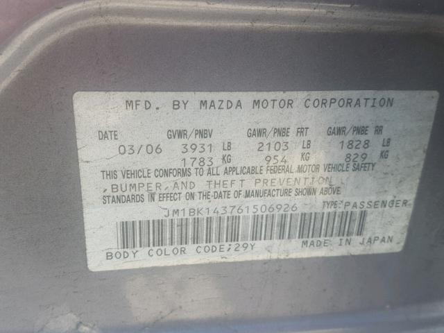 JM1BK143761506926 - 2006 MAZDA 3 HATCHBAC SILVER photo 10