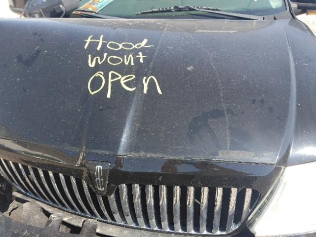 5LMFU27R34LJ33069 - 2004 LINCOLN NAVIGATOR Қара фото 7