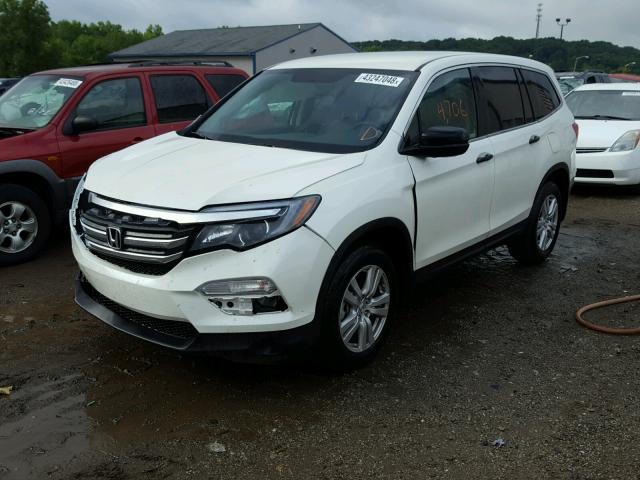 5FNYF5H19JB018835 - 2018 HONDA PILOT LX WHITE photo 2