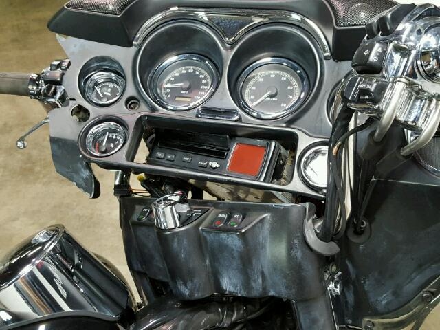 1HD1FCW1X3Y608004 - 2003 HARLEY-DAVIDSON FLHTCUI BLACK photo 13