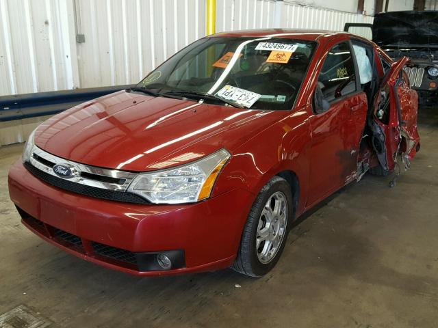 1FAHP36N29W247362 - 2009 FORD FOCUS SES MAROON photo 2