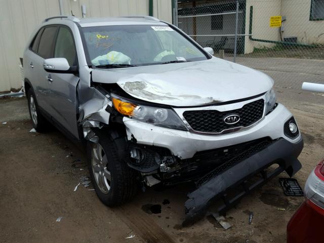 5XYKT3A65DG408577 - 2013 KIA SORENTO SILVER photo 1