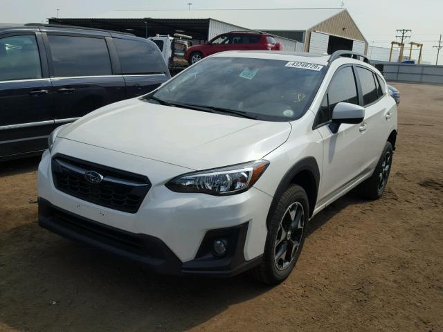 JF2GTADC8J8228994 - 2018 SUBARU CROSSTREK WHITE photo 2