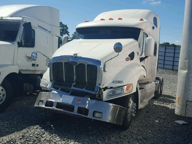 1XP7DB9X17D658524 - 2007 PETERBILT 387 WHITE photo 2