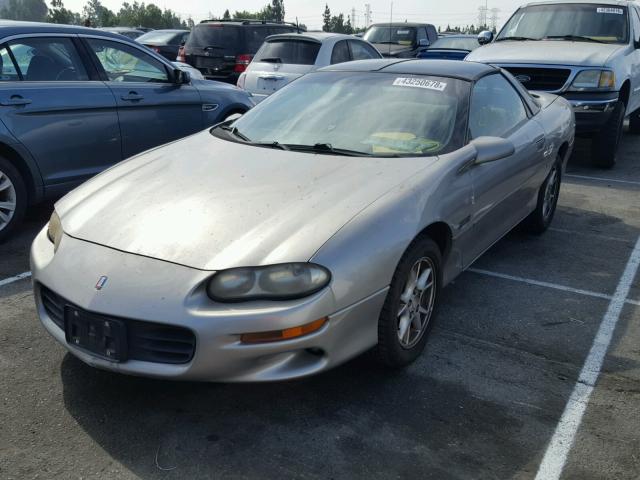 2G1FP22G4Y2166648 - 2000 CHEVROLET CAMARO Z28 SILVER photo 2