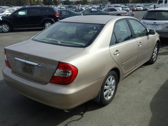 JTDBF30K320077488 - 2002 TOYOTA CAMRY LE 金色 照片 4
