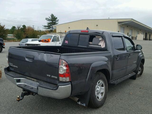 3TMLU4EN0FM179160 - 2015 TOYOTA TACOMA DOU GRAY photo 4