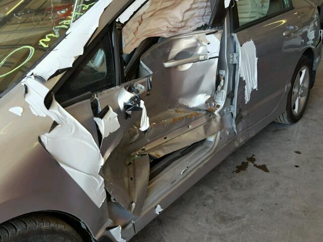 2HGFA16948H327903 - 2008 HONDA CIVIC EXL 银色 照片 9