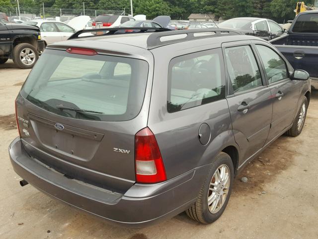 1FAHP36N25W151399 - 2005 FORD FOCUS ZXW GRAY photo 4