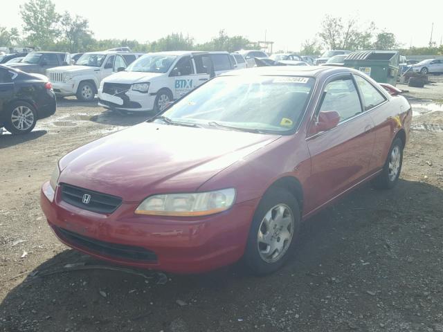 1HGCG325XYA029726 - 2000 HONDA ACCORD RED photo 2