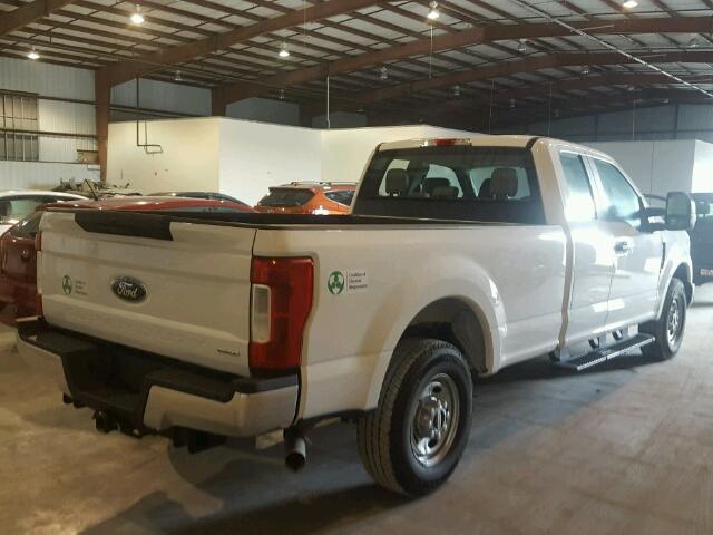 1FT7X2A65HED99057 - 2017 FORD F250 SUPER WHITE photo 4