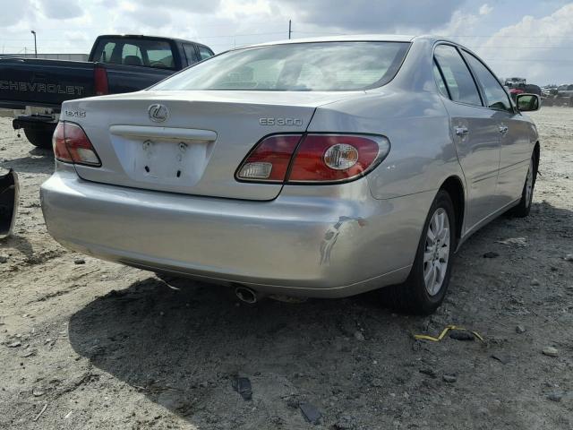 JTHBF30G720042897 - 2002 LEXUS ES SILVER photo 4