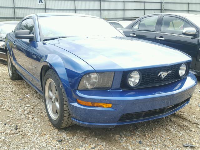 1ZVFT82H765219789 - 2006 FORD MUSTANG BLUE photo 1