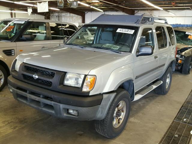 5N1ED28Y61C596002 - 2001 NISSAN XTERRA XE SILVER photo 2