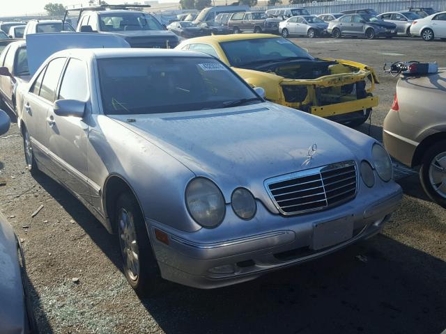 WDBJF65J21B262260 - 2001 MERCEDES-BENZ E 320 SILVER photo 1