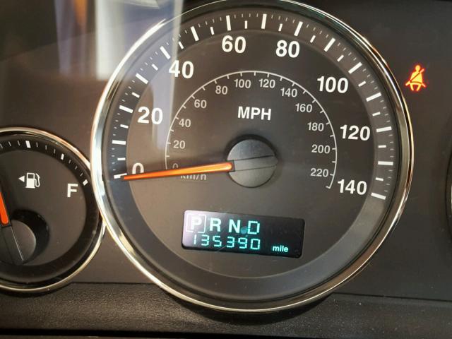 1J8HG58N36C246911 - 2006 JEEP COMMANDER Qırmızı foto 8