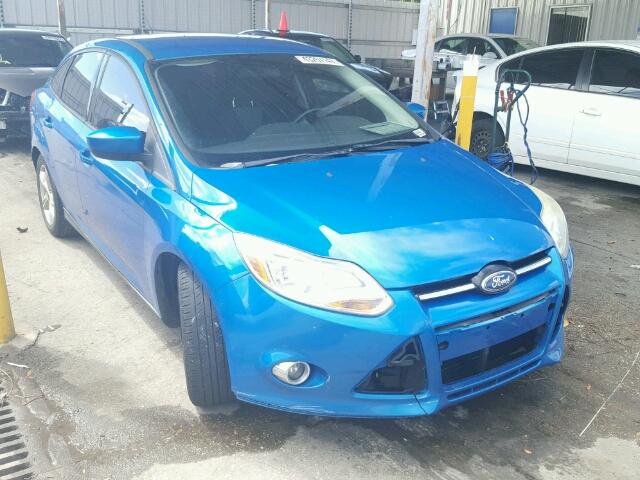 1FAHP3F27CL139981 - 2012 FORD FOCUS SE BLUE photo 1