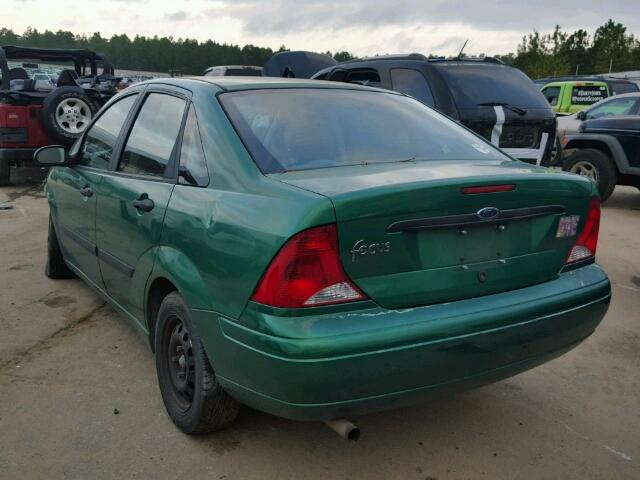 1FAFP33P52W143533 - 2002 FORD FOCUS GREEN photo 3