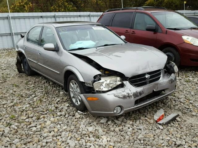 JN1CA31A9YT206157 - 2000 NISSAN MAXIMA GLE SILVER photo 1