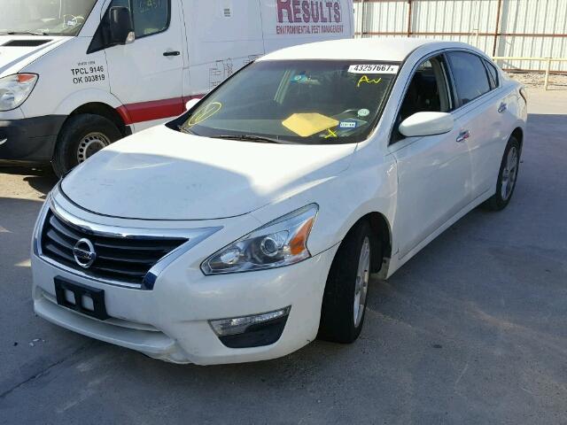 1N4AL3AP3DN488643 - 2013 NISSAN ALTIMA 2.5 WHITE photo 2