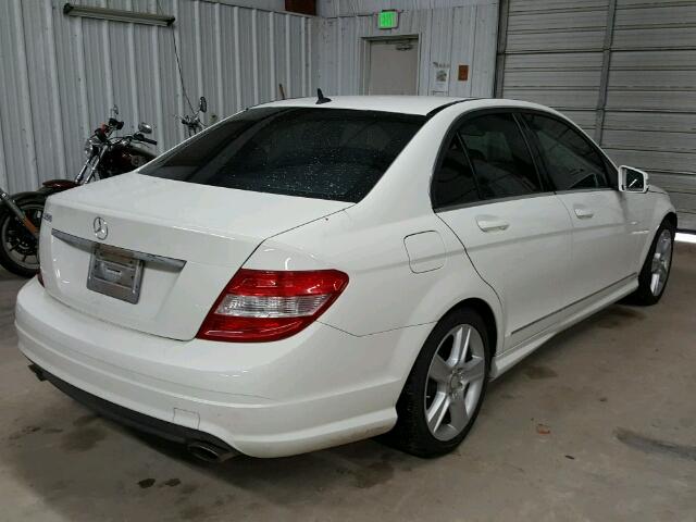 WDDGF5EB3BA523696 - 2011 MERCEDES-BENZ C 300 WHITE photo 4