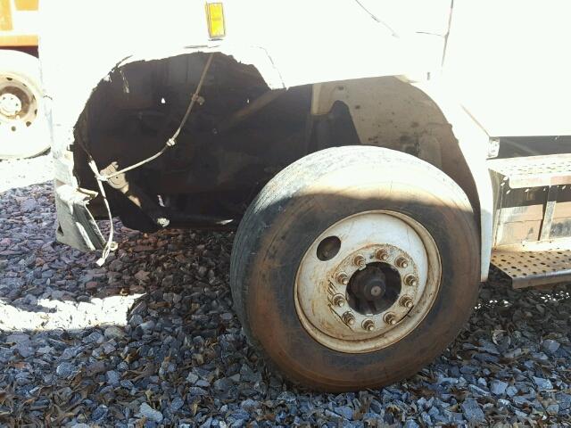 1FUW8HCB2XHB45174 - 1999 FREIGHTLINER MEDIUM CON WHITE photo 9