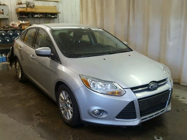 1FAHP3F28CL115947 - 2012 FORD FOCUS SILVER photo 1