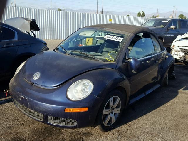 3VWRF31Y56M306125 - 2006 VOLKSWAGEN NEW BEETLE 蓝色 照片 2