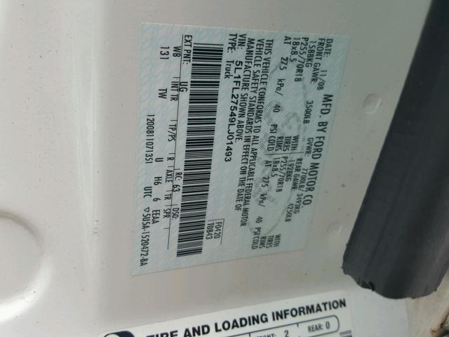 5L1FL27549LJ01493 - 2009 LINCOLN NAVIGATOR Weiß Foto 10