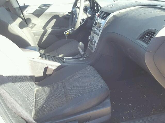 1G1ZC5EB5AF284349 - 2010 CHEVROLET MALIBU თეთრი ფოტო 5