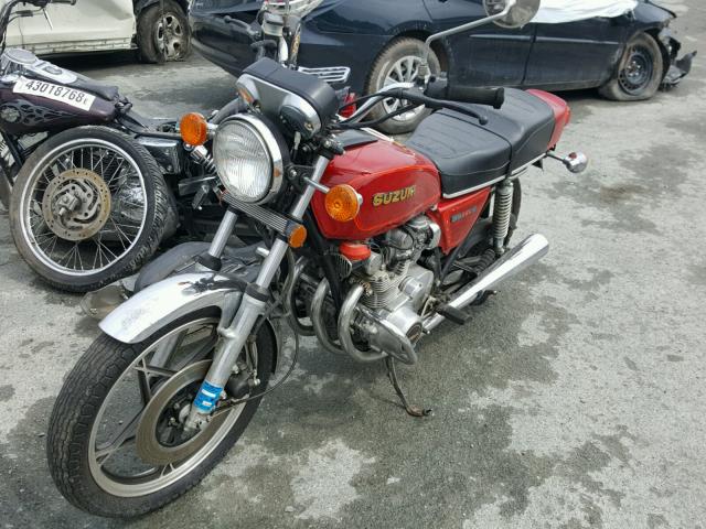 GS550E135664 - 1980 SUZUKI MOTORCYCLE RED photo 1