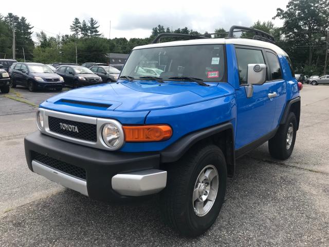 JTEBU11F88K017999 - 2008 TOYOTA FJ CRUISER BLUE photo 2