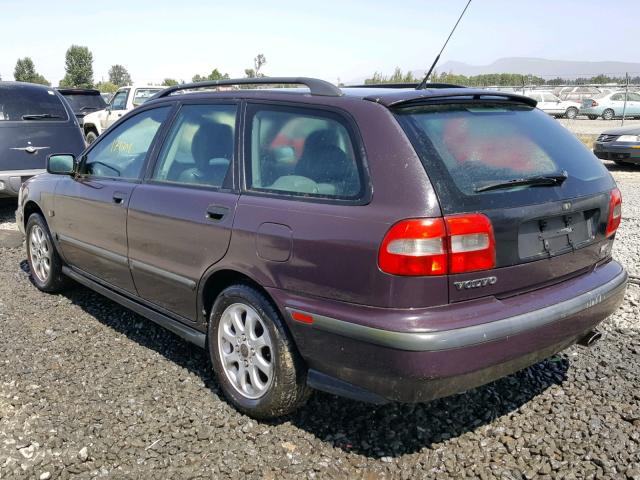 YV1VW2552YF482915 - 2000 VOLVO V40 PURPLE photo 3